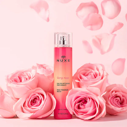 Acqua profumata alla rosa