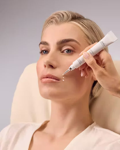 Bionike COSMECEUTICAL MICRO SHOT Trattamento Riempitivo Rughe 15 ml