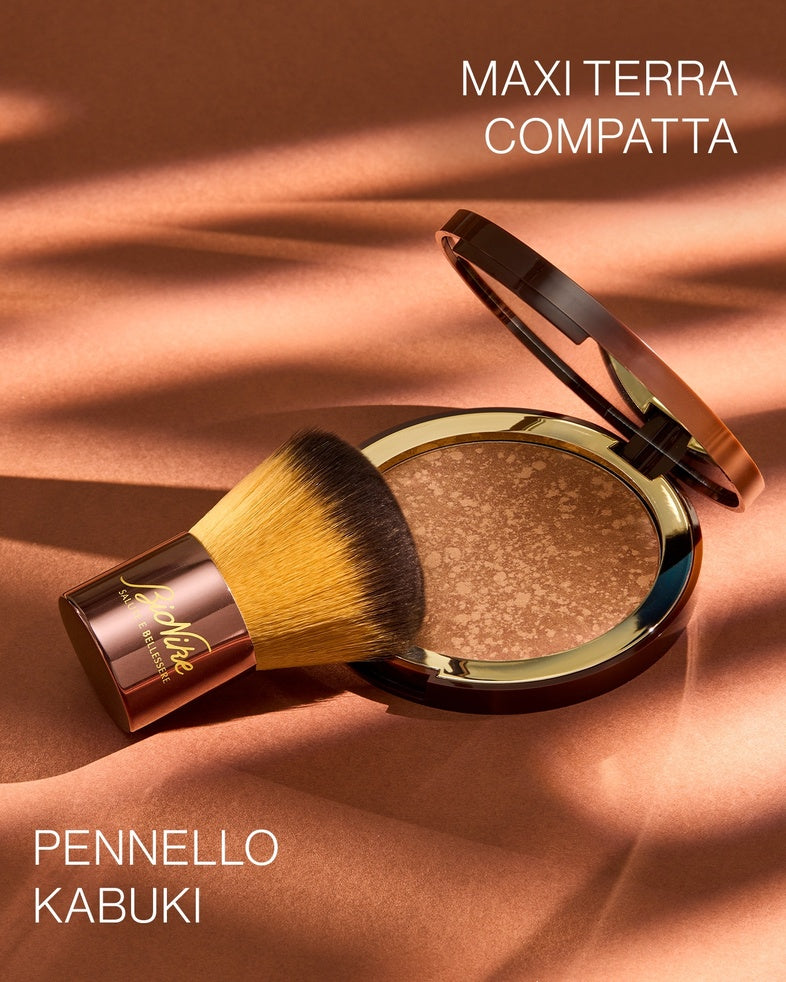 DEFENCE COLOR
Bronze Kit Maxi Terra Compatta Pennello Kabuki