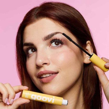 MASCARA
Me & My Lashes