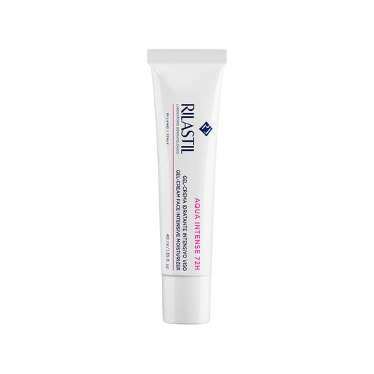 Tubetto di Rilastil Aqua Intense 72H gel-crema idratante viso esposto in Farmacia Maria Cristina Torino.