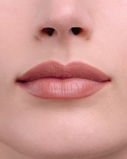 Rossetto satinato cremoso effetto velluto